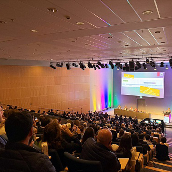 2025 ESCRS 최신 시력교정술 성과 발표(플라즈마스마일, 노안교정술, 재교정치료)  